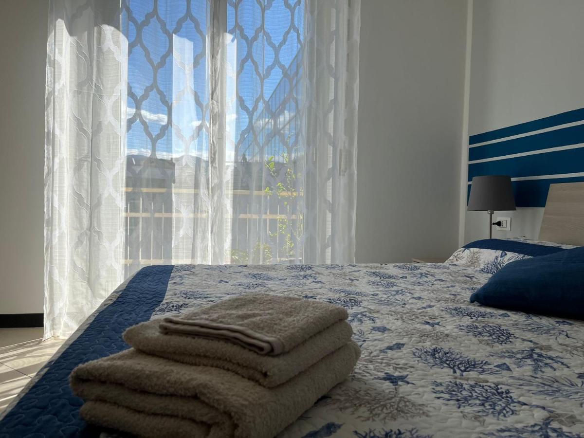 Appartamenti Azzurro Smeraldo เซสตรี เลวานเต ภายนอก รูปภาพ