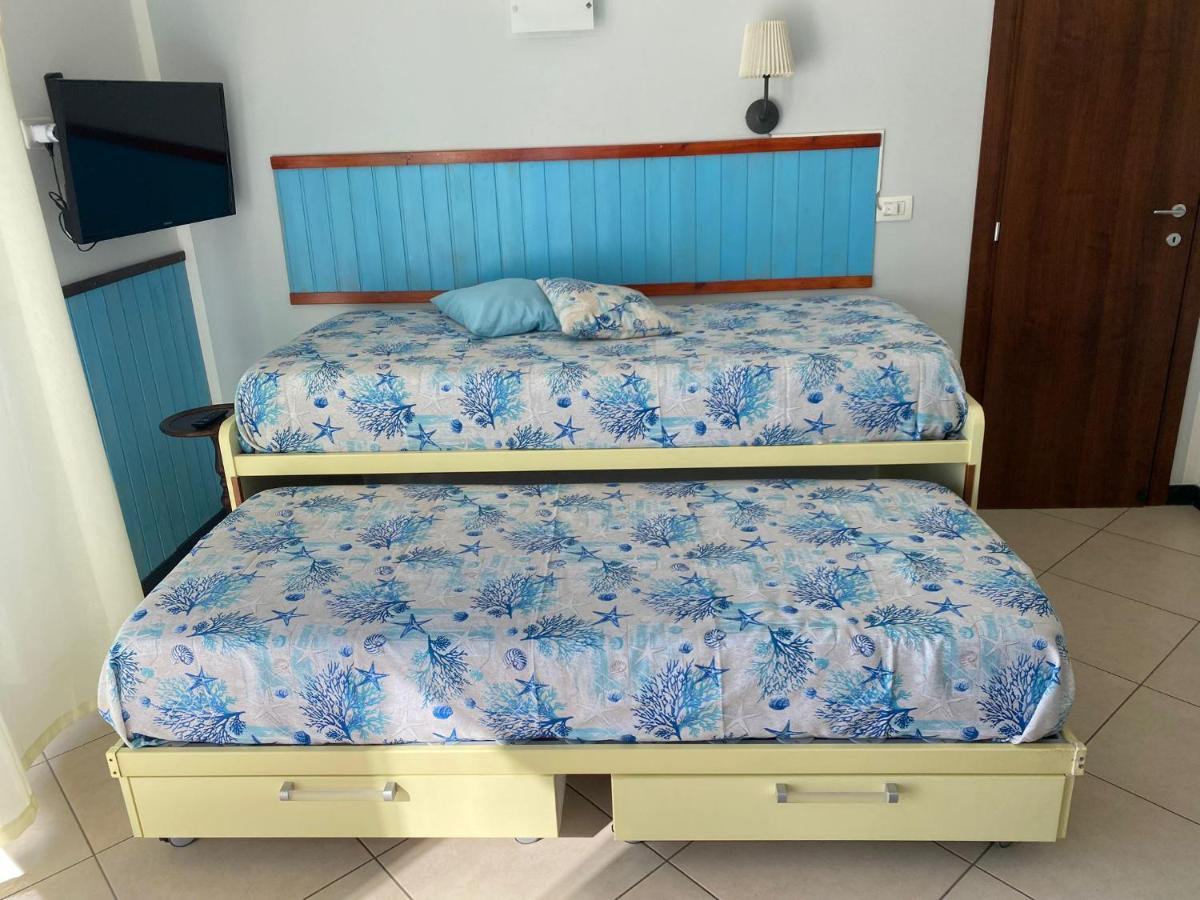 Appartamenti Azzurro Smeraldo เซสตรี เลวานเต ภายนอก รูปภาพ